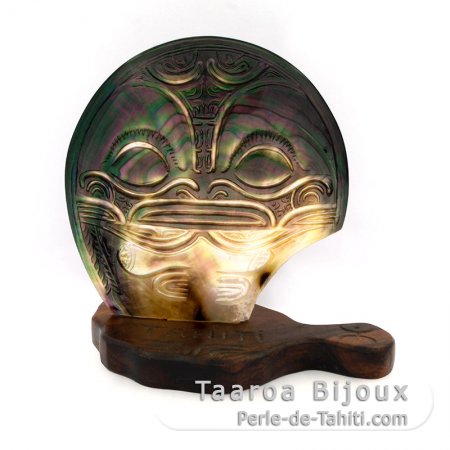 Tahitian Mother of Pearl Engraved on a Wooden Base (To\'u)