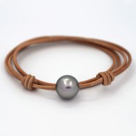 Leather Necklace and 1 Tahitian Pearl Round C 13.2 mm