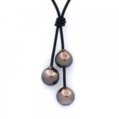 Leather Necklace and 3 Tahitian Pearls Semi-Baroque B/C from 10 to 10.4 mm